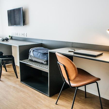 Twenty Business Flats Beziers Aparthotel ภายนอก รูปภาพ