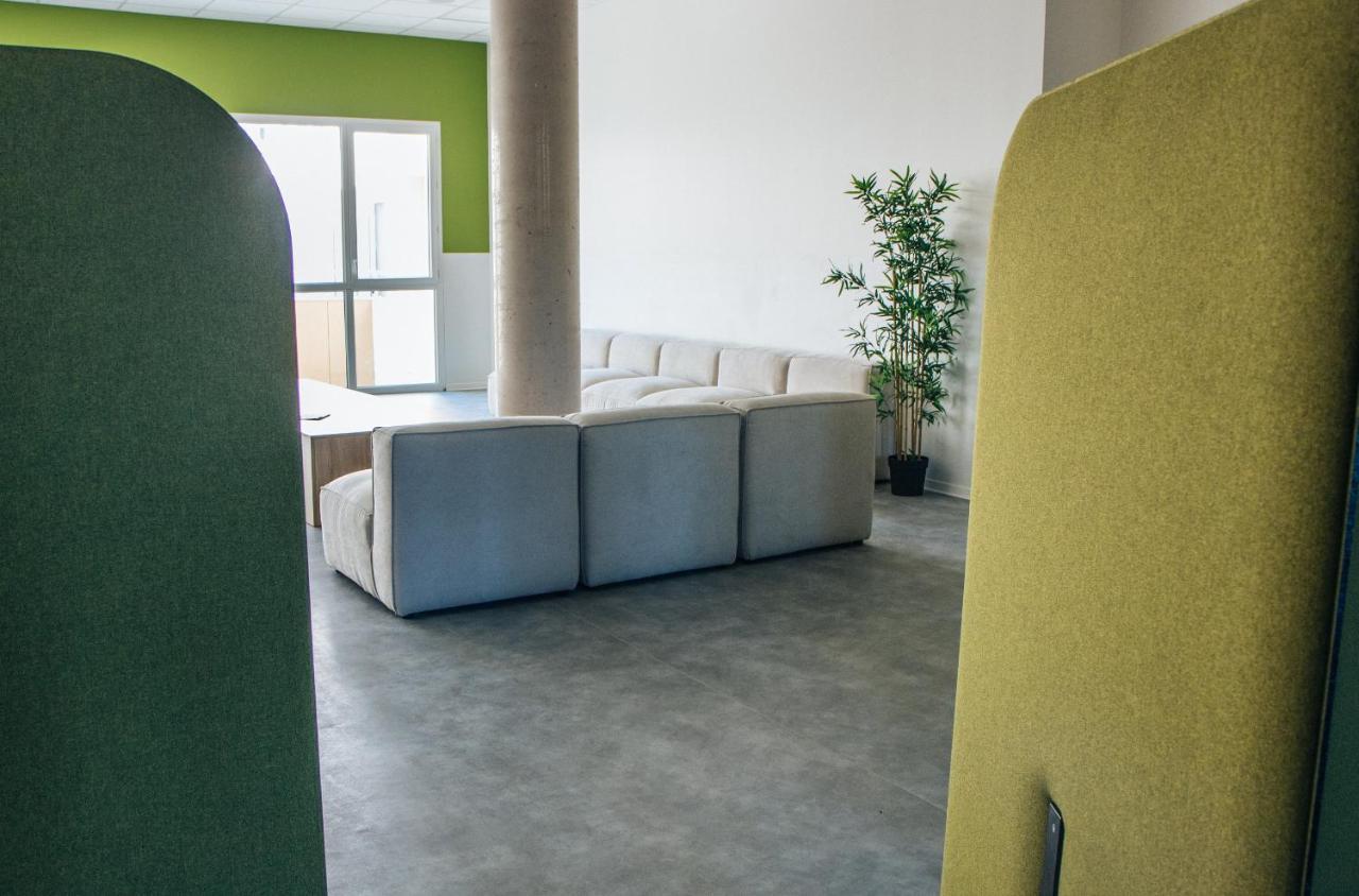 Twenty Business Flats Beziers Aparthotel ภายนอก รูปภาพ